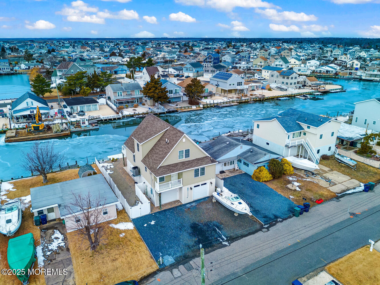 23 N Captains Drive, Little Egg Harbor, New Jersey image 1