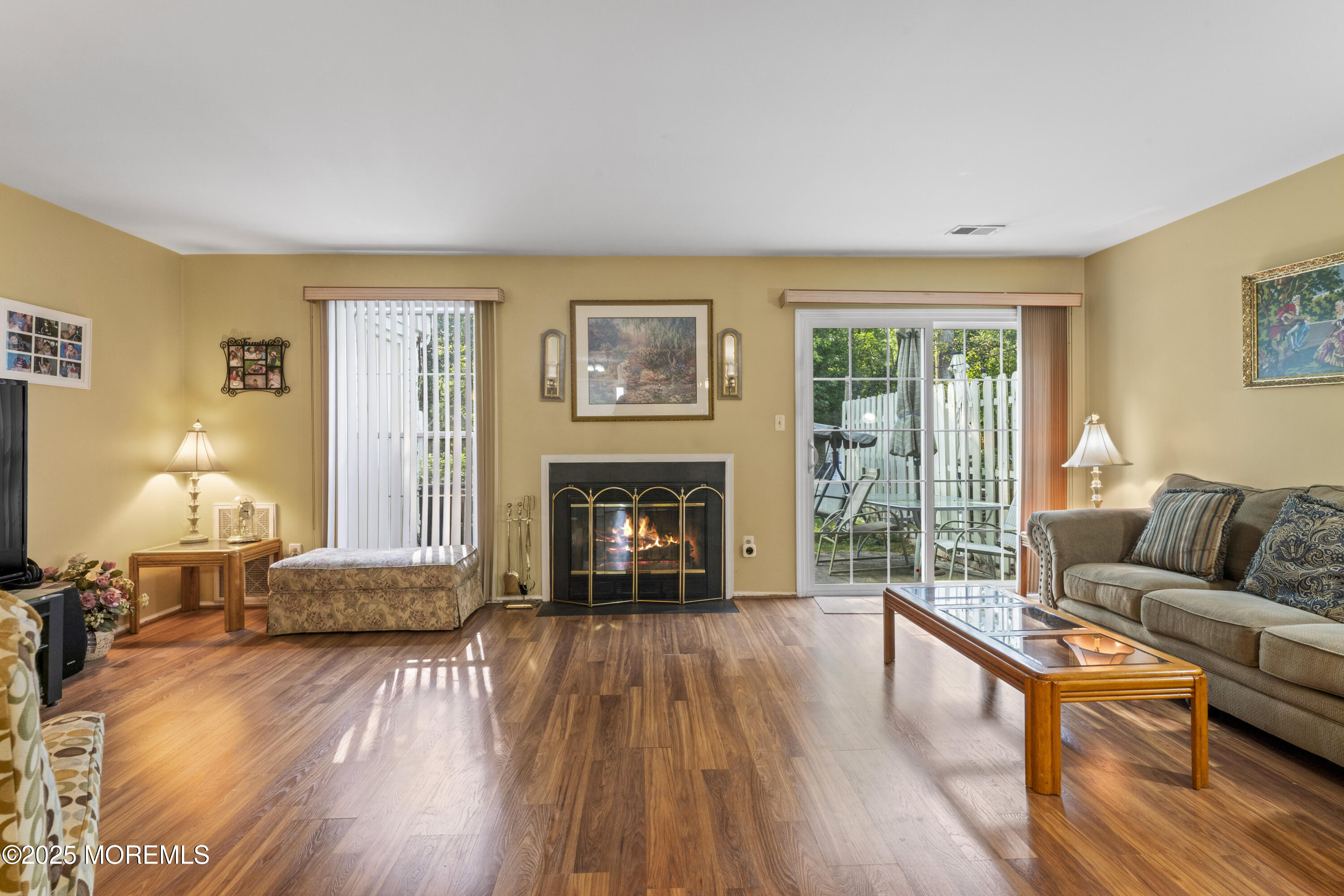 489 Cottonwood Court