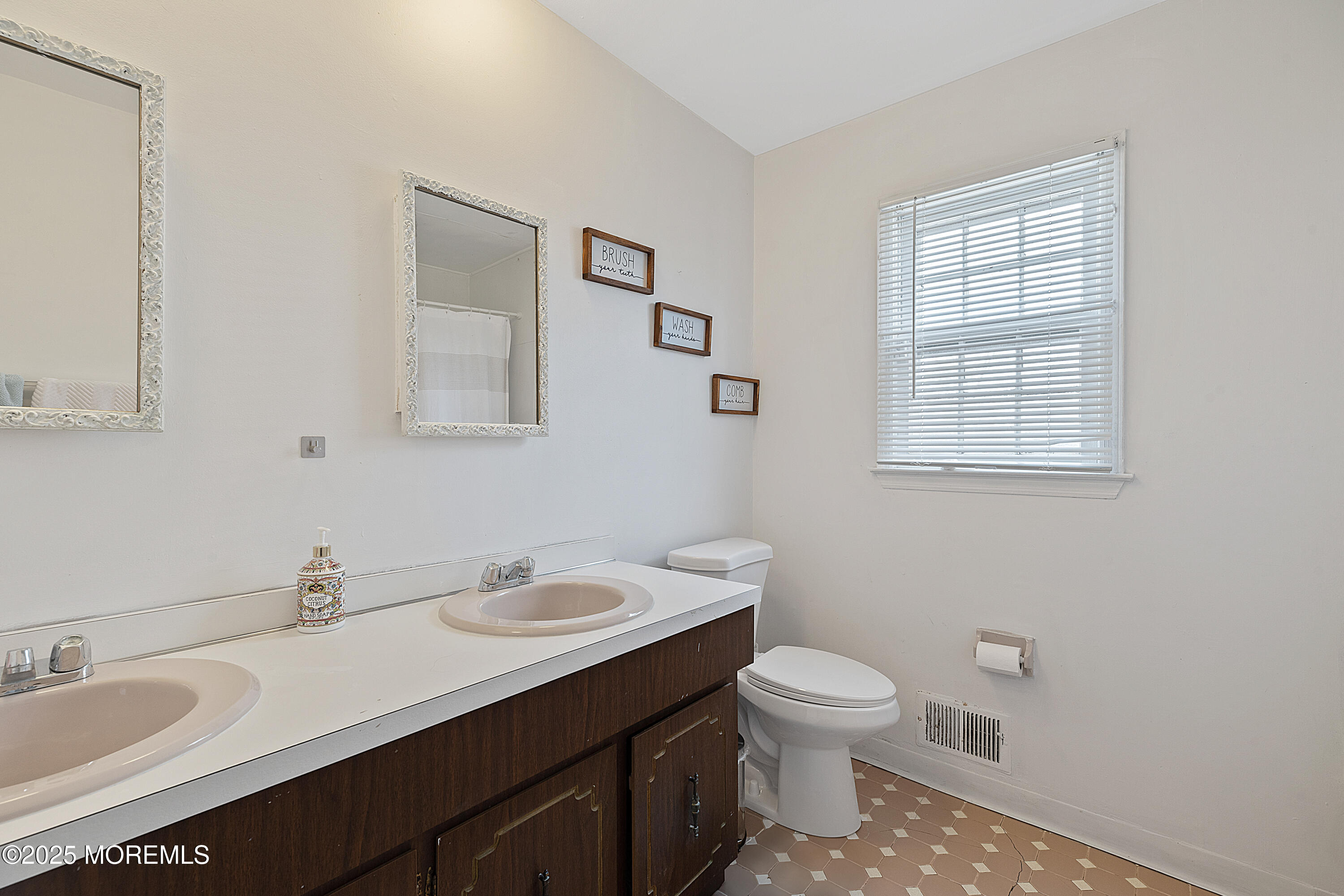 3 Windsor Drive, West Long Branch, New Jersey image 19
