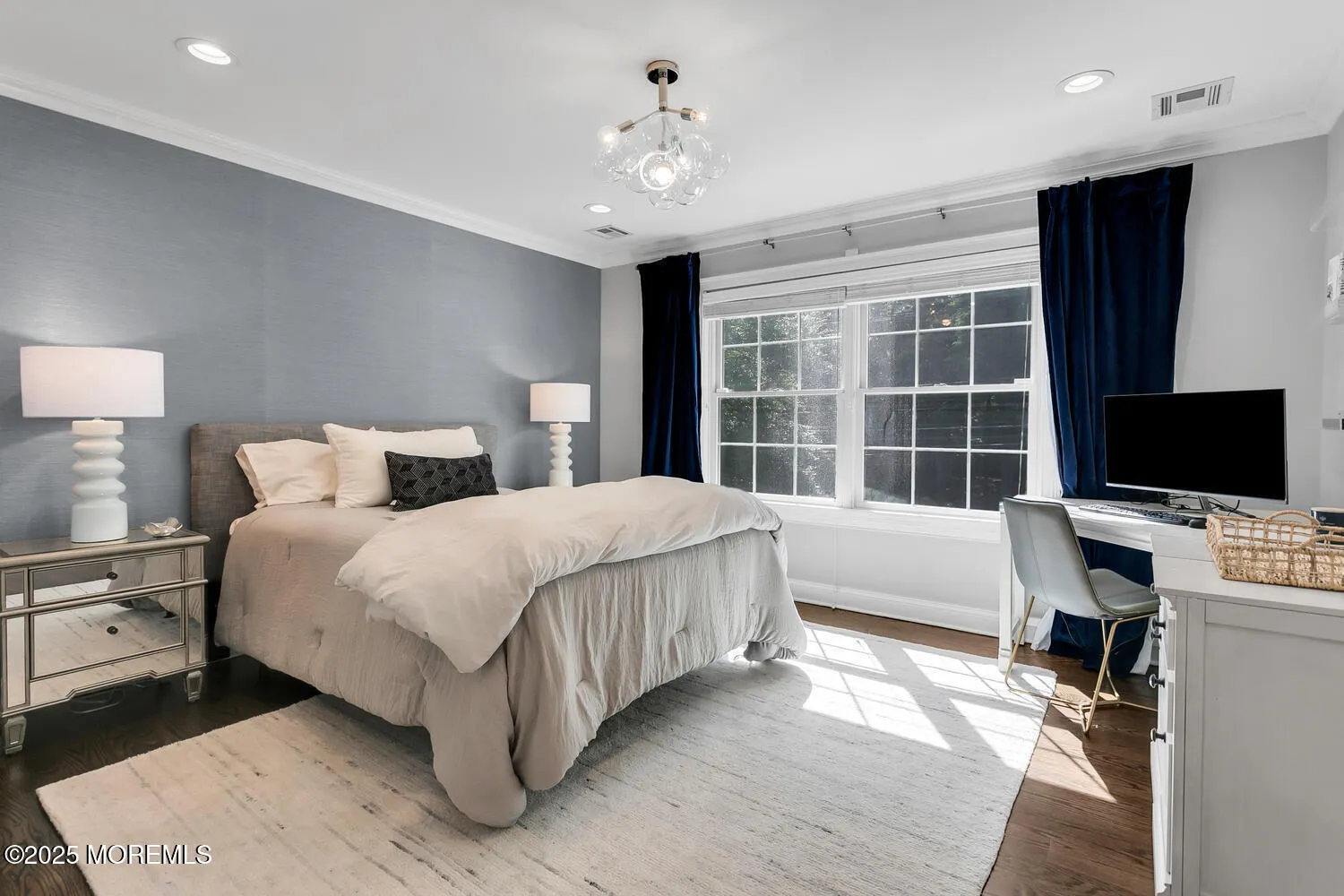 Lincroft, New Jersey 07738, United States, 4 Bedrooms Bedrooms, ,4 BathroomsBathrooms,Residential,Pending,159838