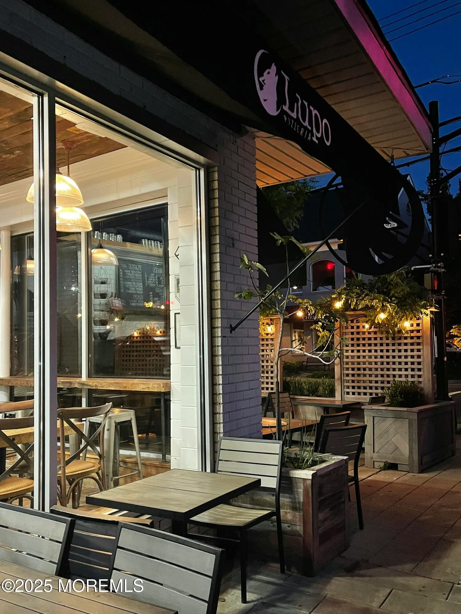 Fair Haven, New Jersey 07704, United States, 4 Bedrooms Bedrooms, ,3 BathroomsBathrooms,Residential,Active,89480