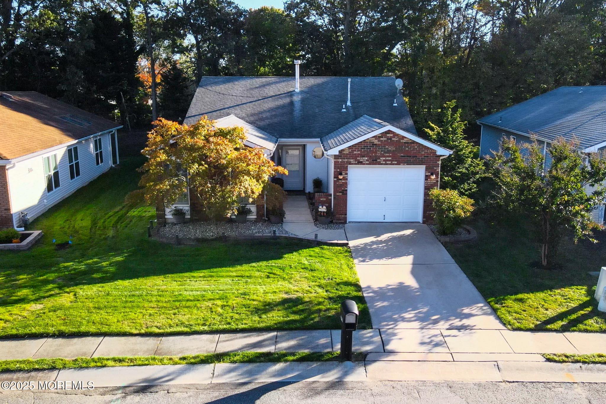 1392 Gleniffer Hill Road