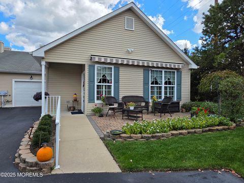 55 Winkle Court Whiting NJ 08759