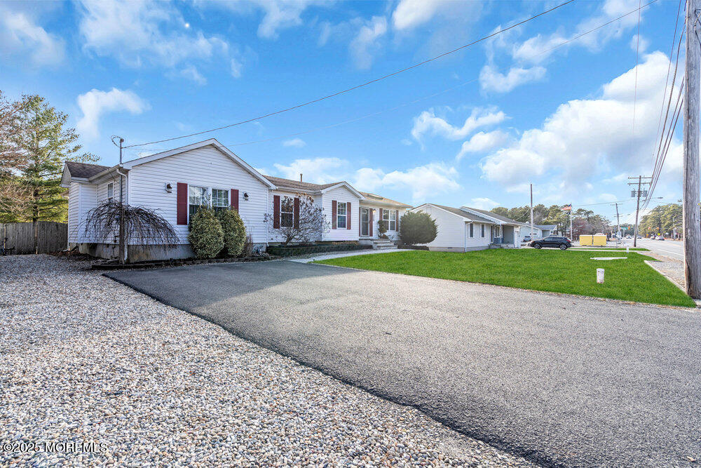 371 Veterans Boulevard, Bayville, New Jersey image 2
