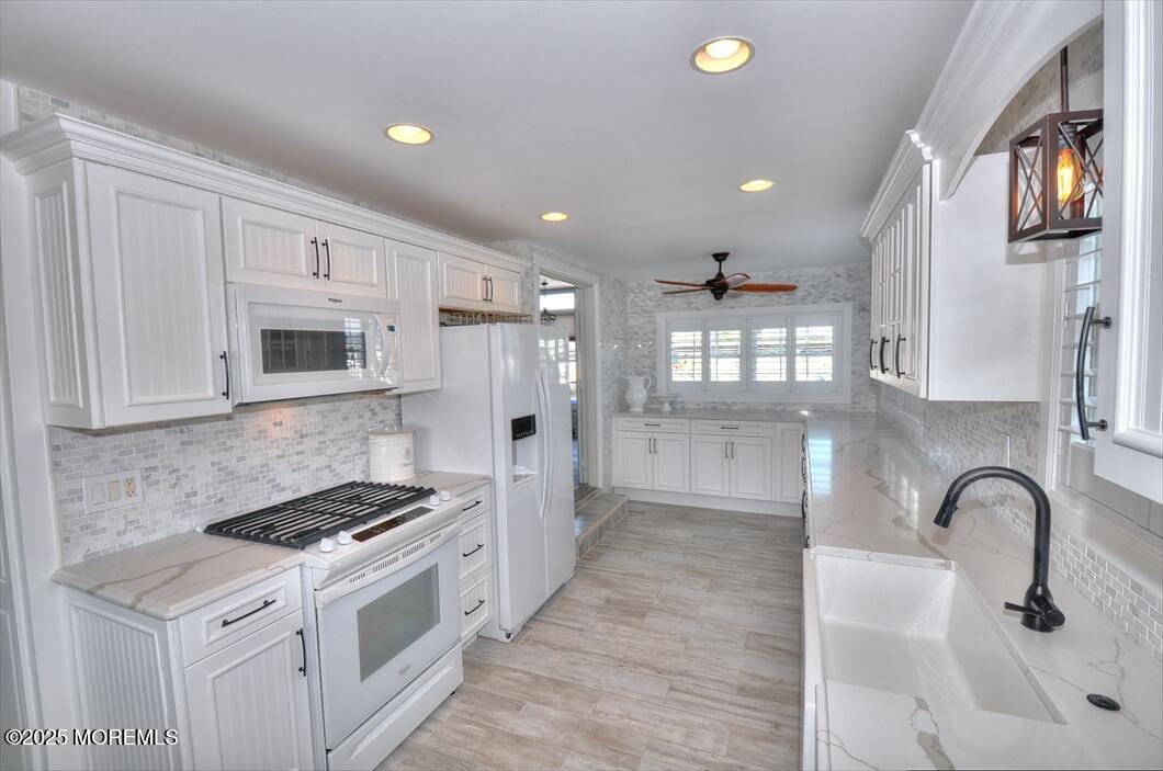21 Drake Drive, Bayville, New Jersey image 4
