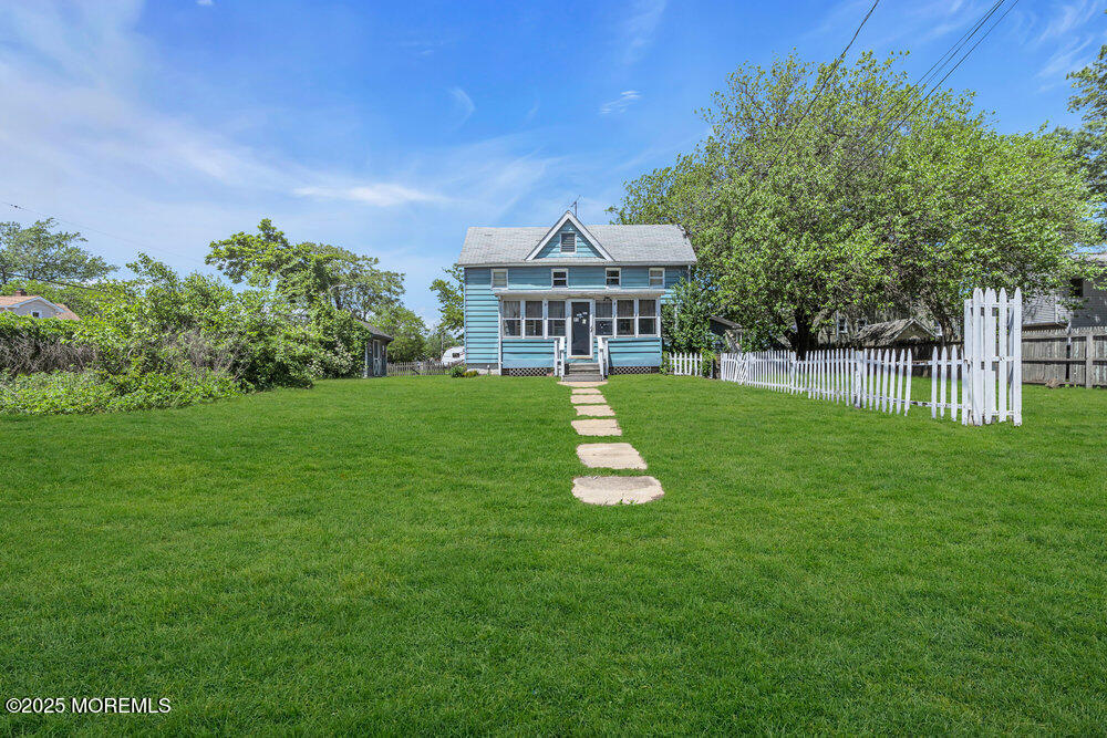 93 Lawrence Avenue, Keansburg, New Jersey image 2