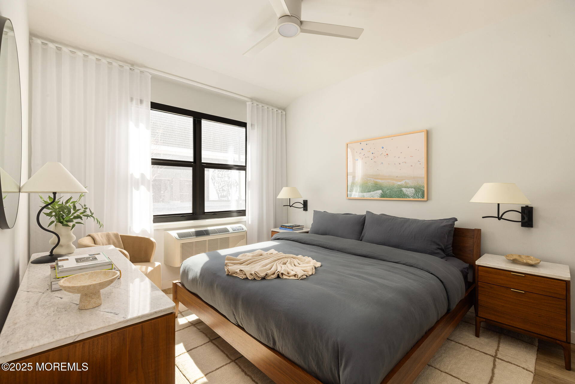 1150 Kingsley Street 628