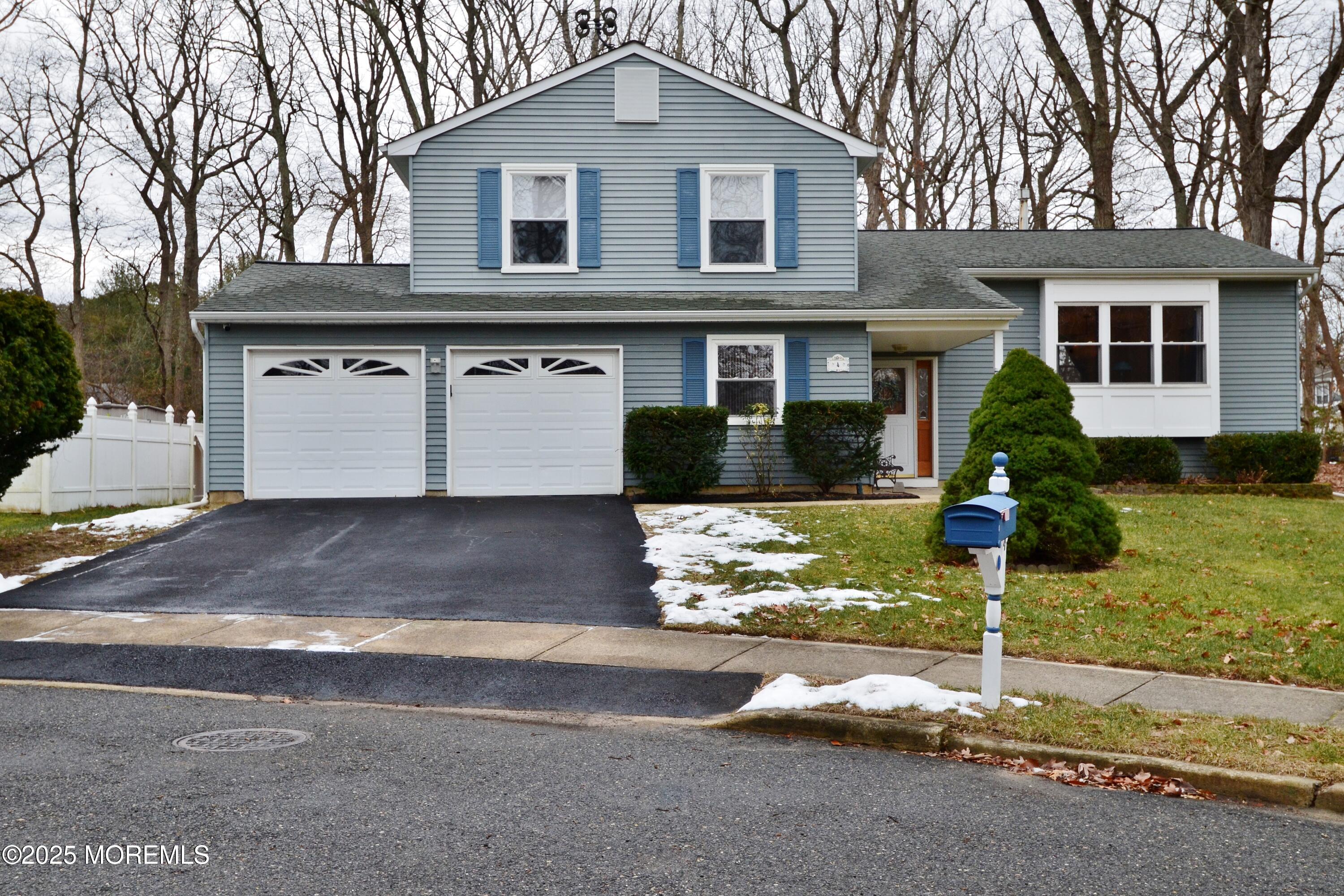 4 Revere Court, Howell, New Jersey image 1