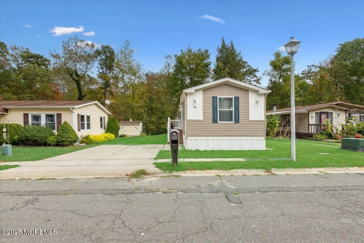 Jackson, New Jersey 08527, United States, 2 Bedrooms Bedrooms, ,2 BathroomsBathrooms,Residential,Active,226475