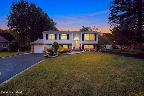 Photo of 25 Koenig Lane, Freehold, NJ 07728 (MLS # 22630860)