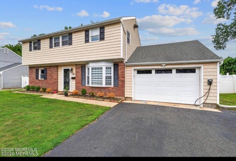 Homes For Rent - 31 Peach Tree Road<br/> Oakhurst, NJ 07755