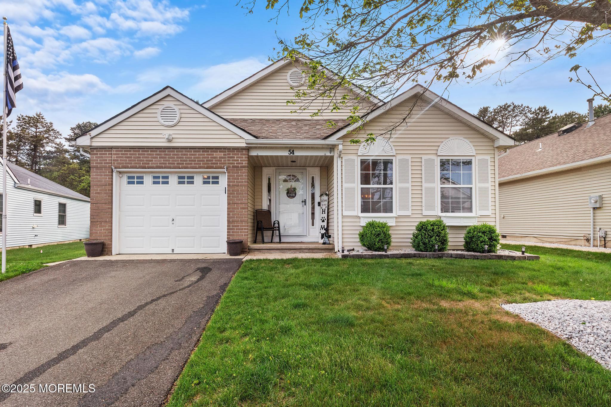 54 Canterbury Lane, Toms River, New Jersey image 1