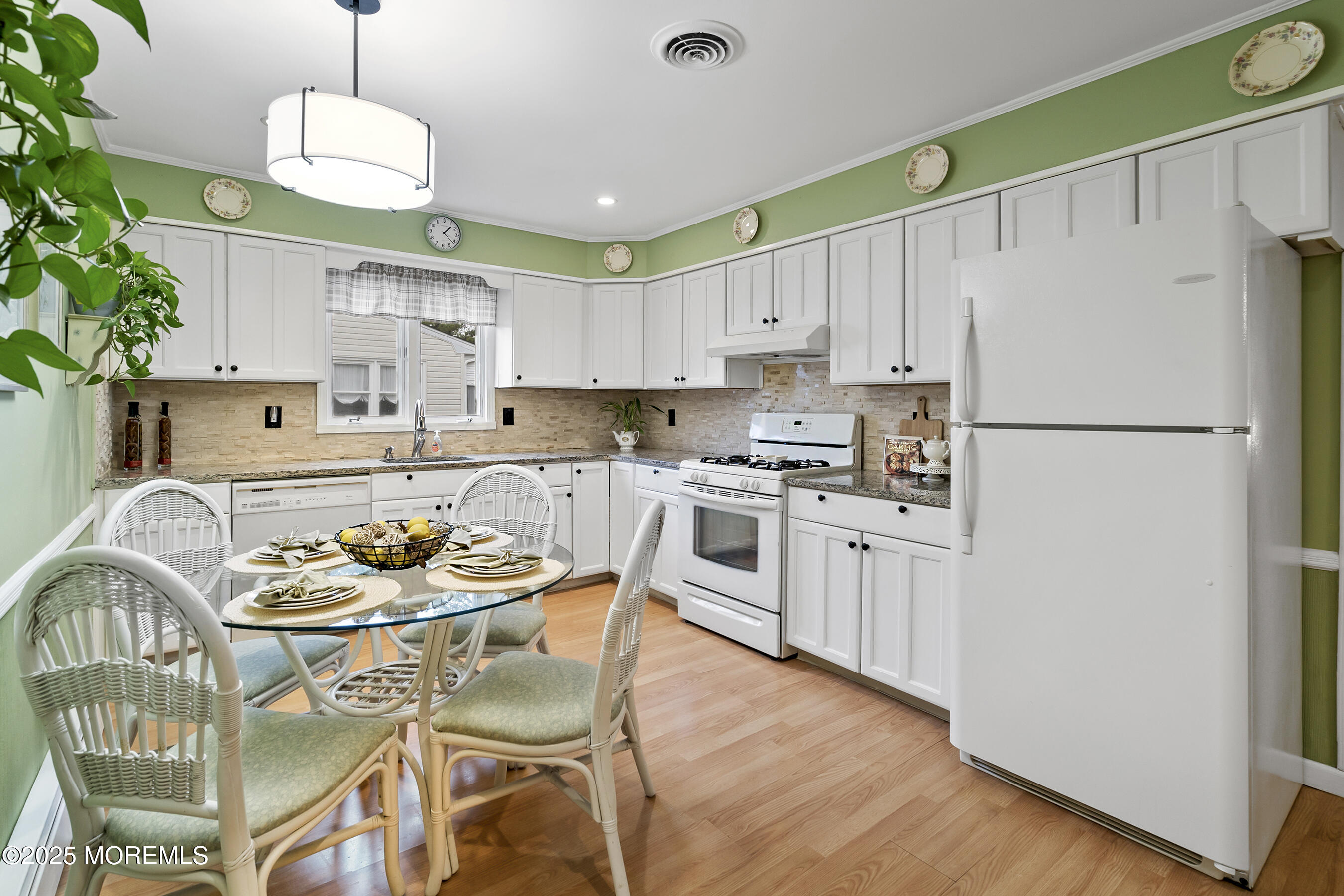 32 Whitmore Drive, Toms River, New Jersey image 17