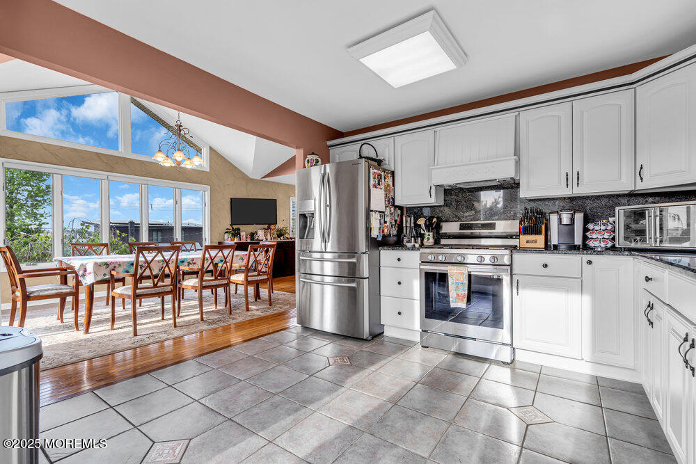251 Genes Drive, Toms River, New Jersey image 5