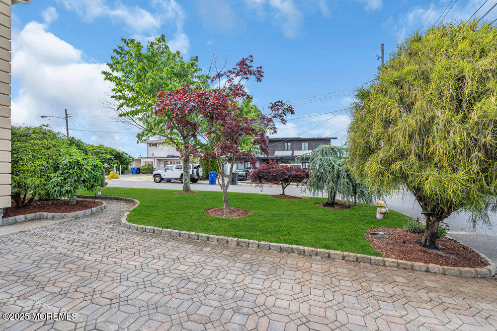 251 Genes Drive, Toms River, New Jersey image 16