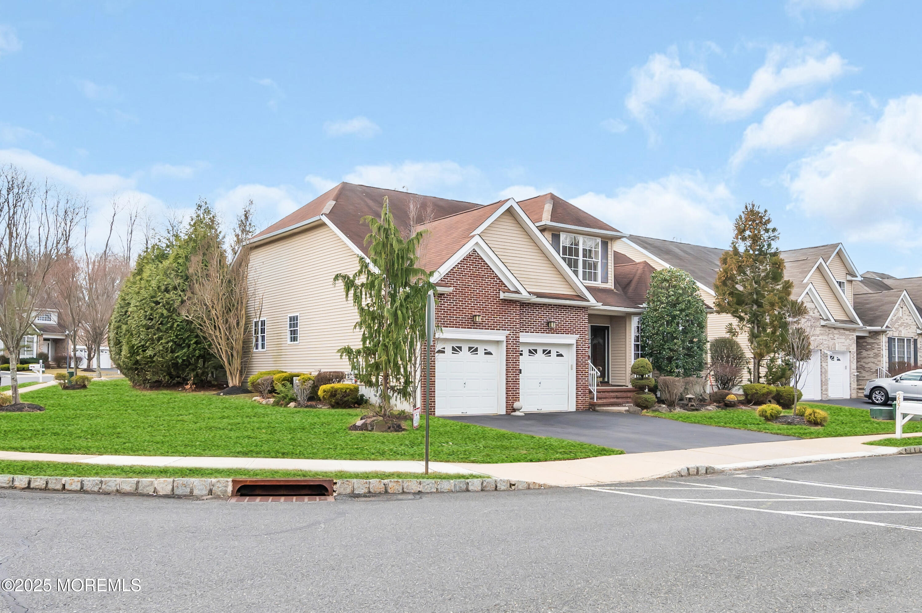 207 Bradwick Way, Marlboro, New Jersey image 3