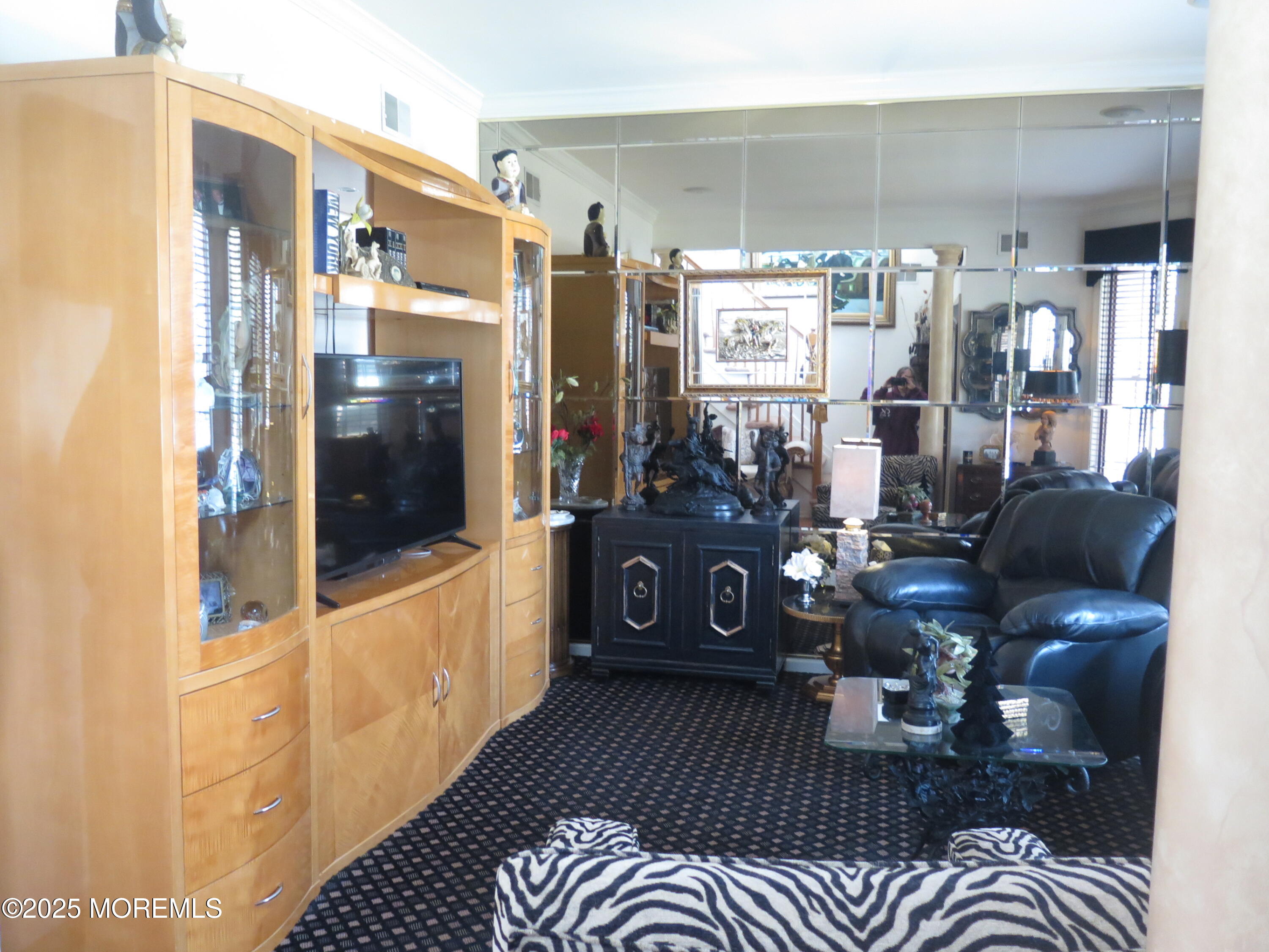 207 Bradwick Way, Marlboro, New Jersey image 33