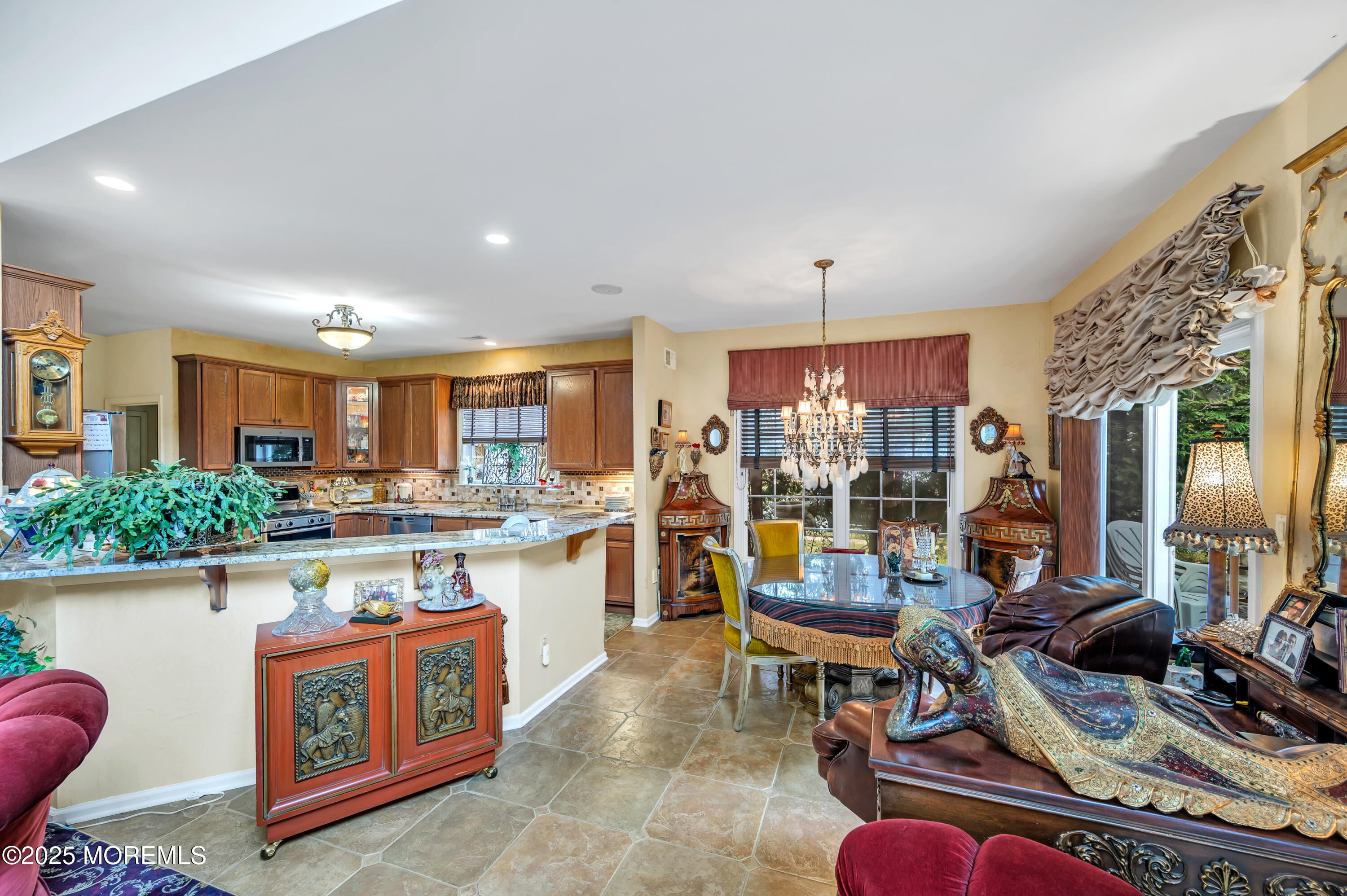 207 Bradwick Way, Marlboro, New Jersey image 14
