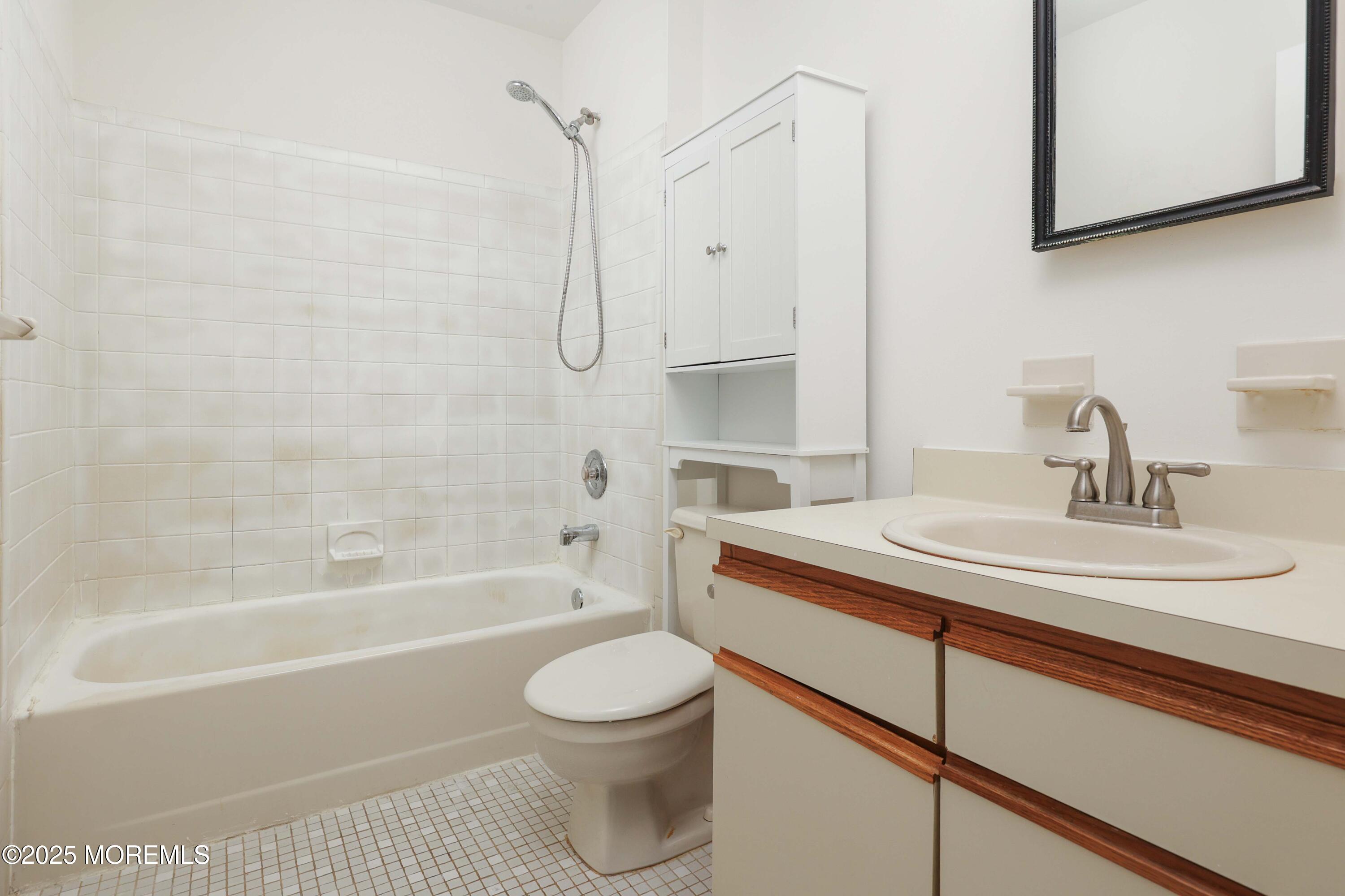 1096 Sawmill Road, Brick, New Jersey image 19