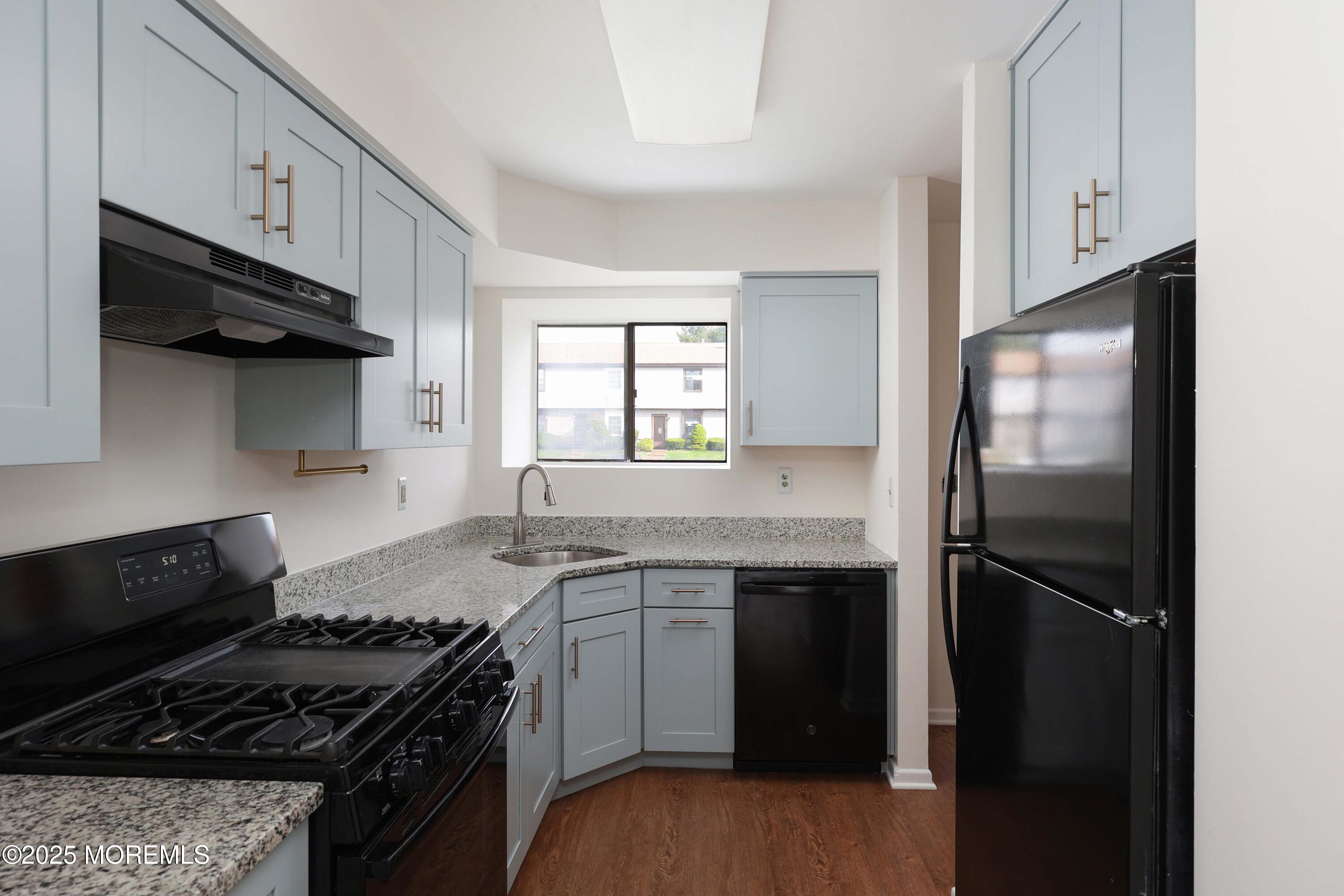 1096 Sawmill Road, Brick, New Jersey image 3