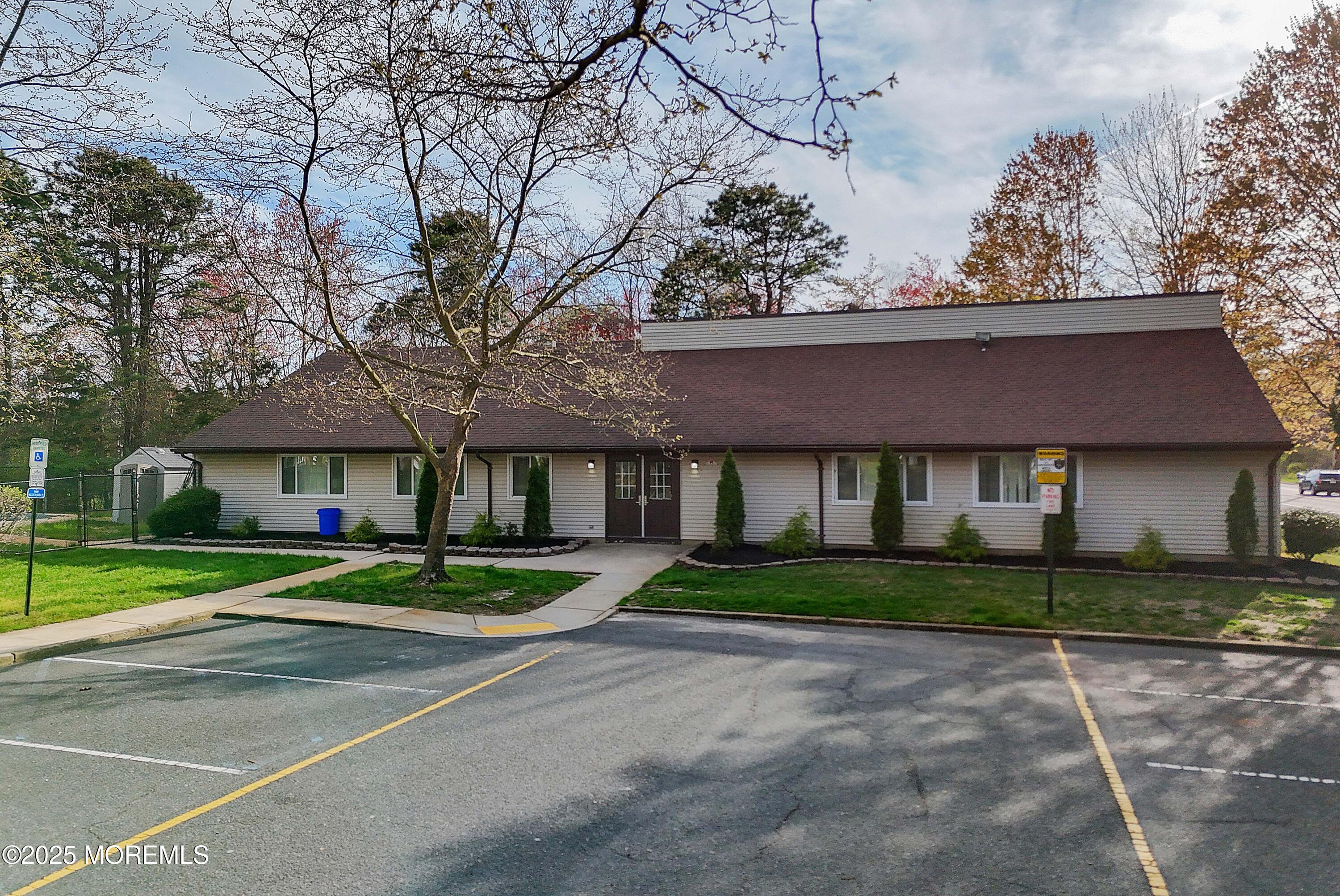 1096 Sawmill Road, Brick, New Jersey image 24