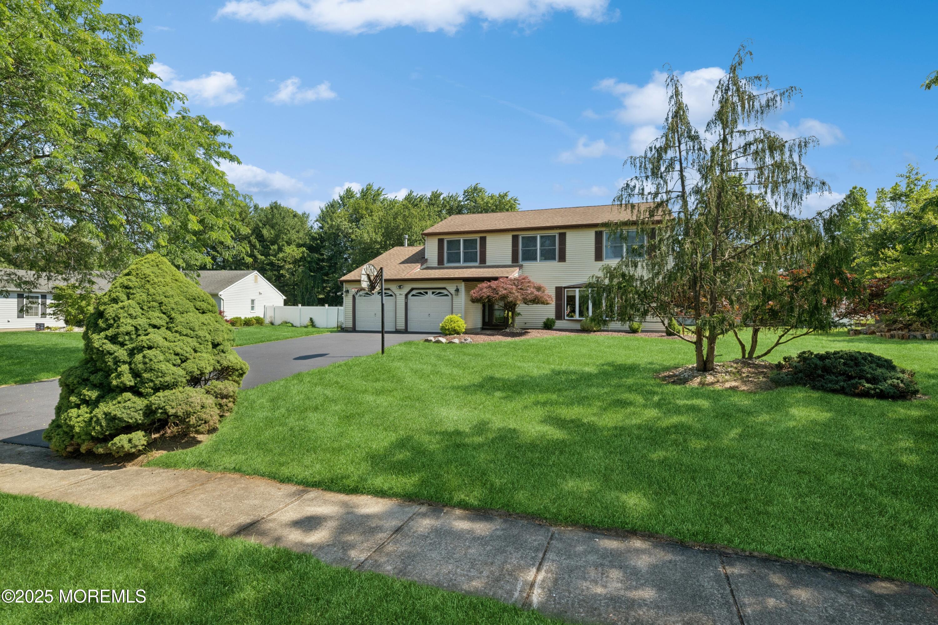 4 Monterey Lane