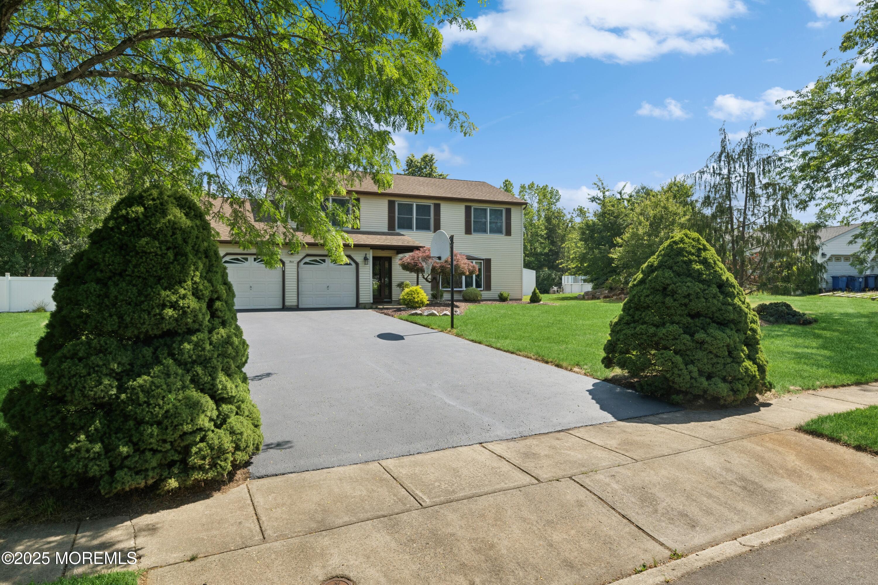 4 Monterey Lane