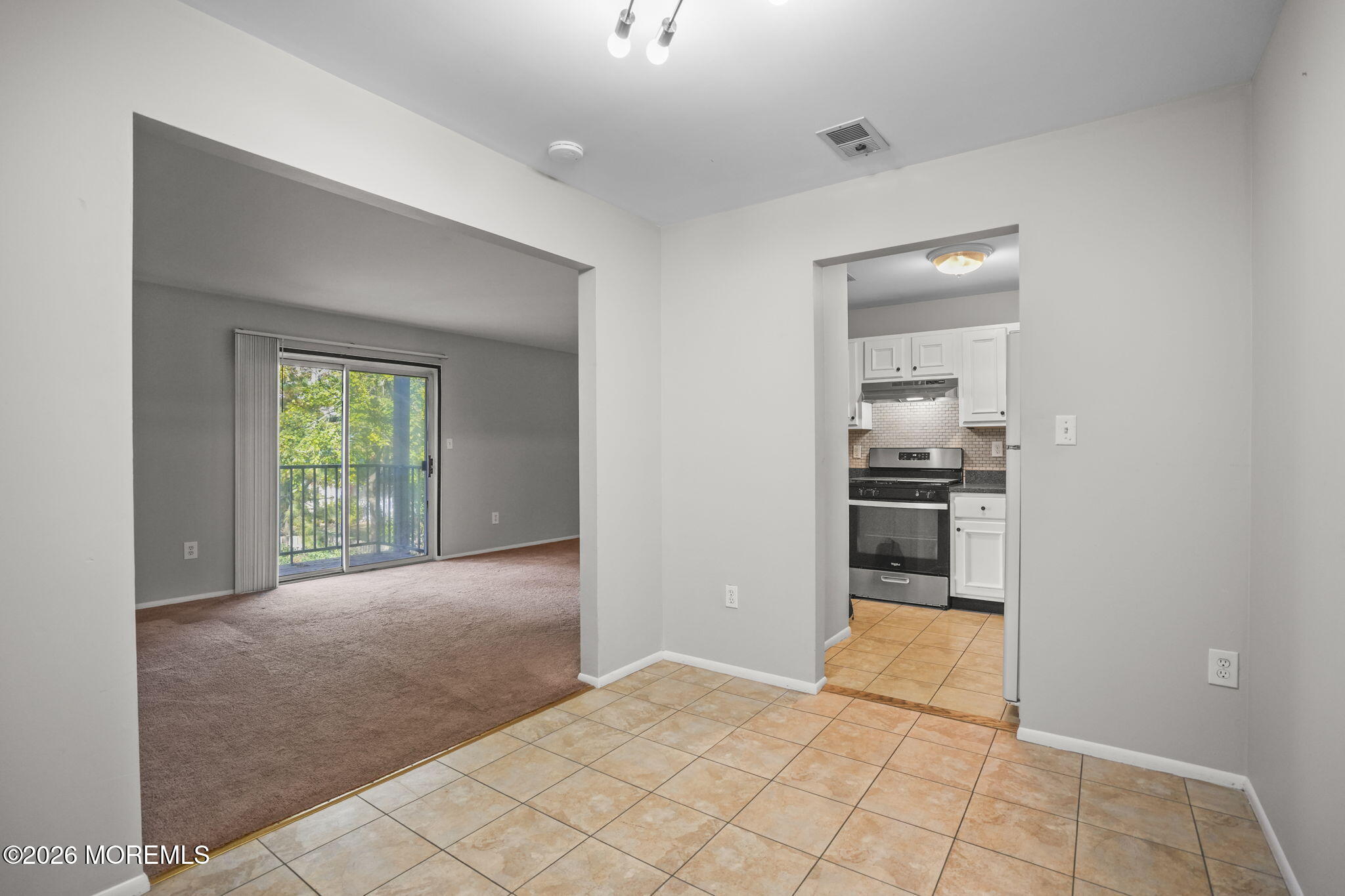 1606 Main Street 202