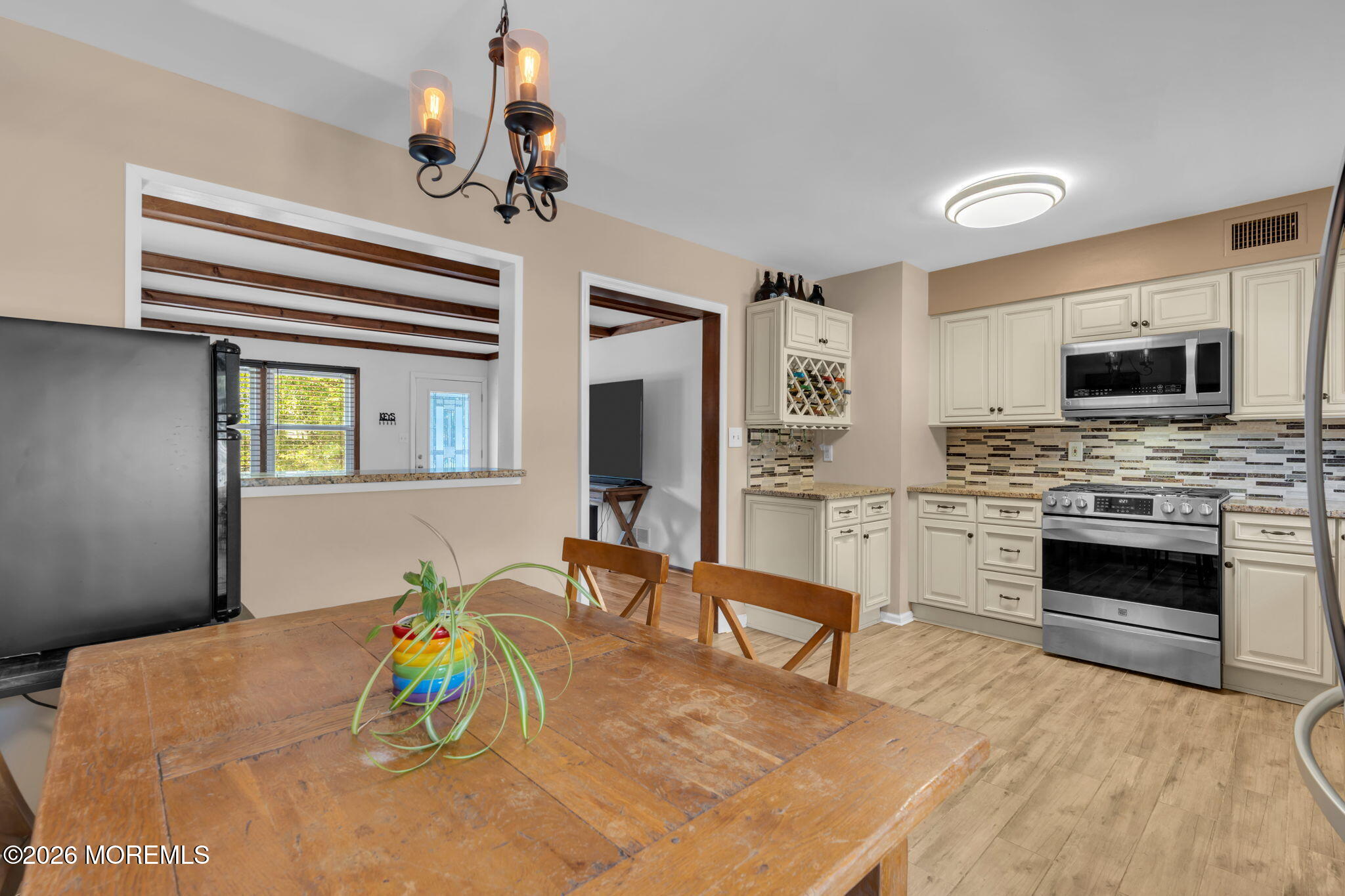 907 7th Street