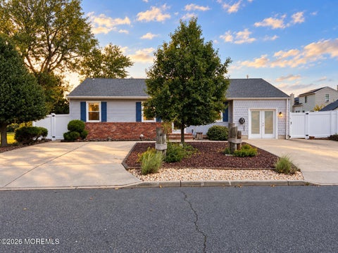 Photo of 907 7th Street, Union Beach, NJ 07735 (MLS # 22627926)