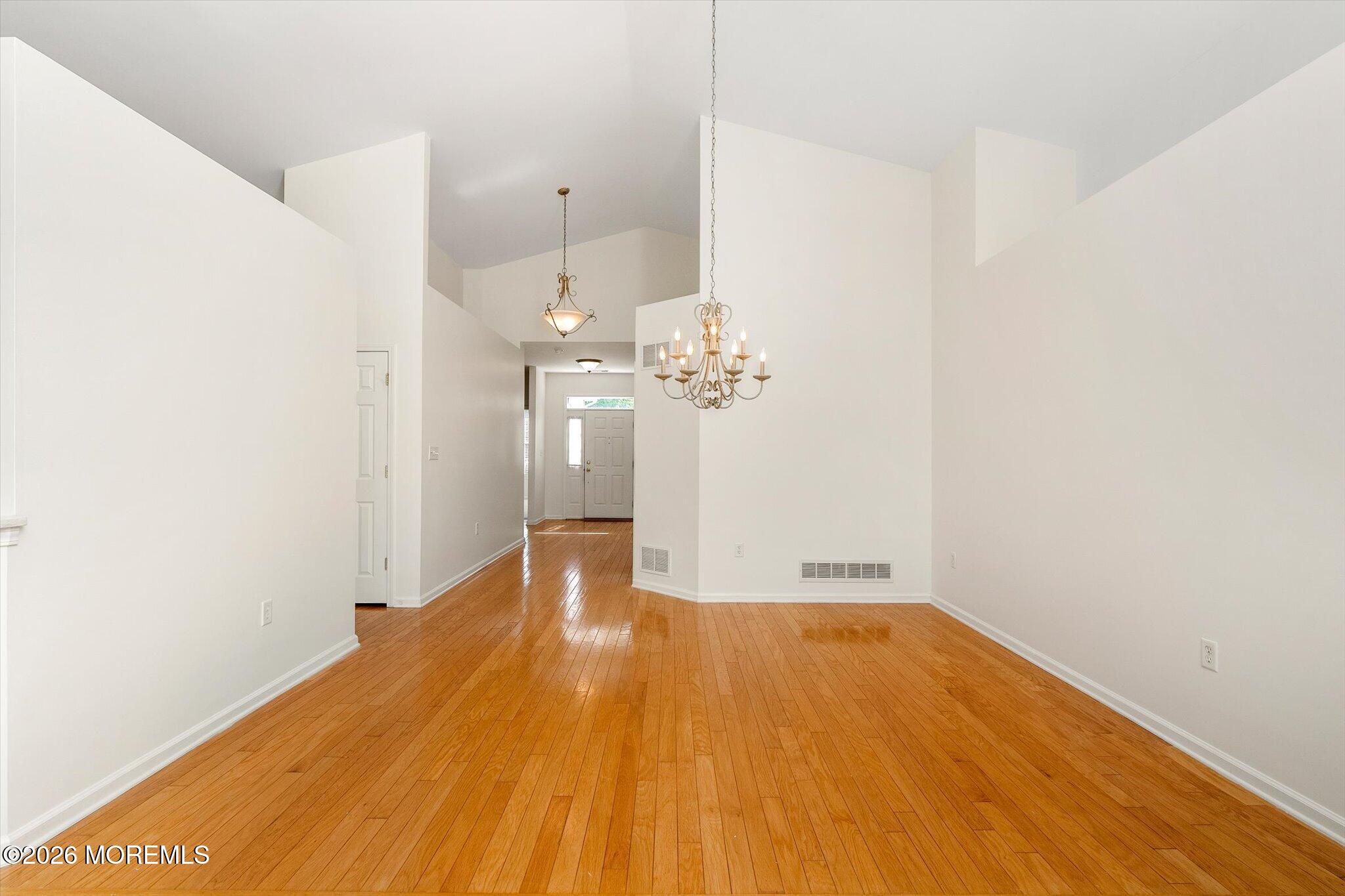 10 Powderhorn Way
