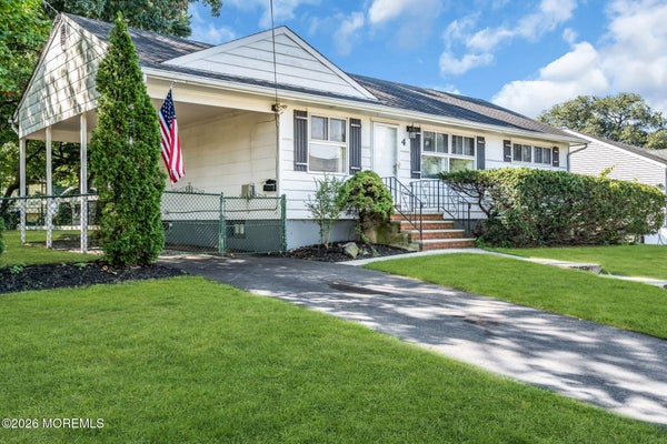 4 PARKVIEW TER, HAZLET, NJ 07730 - Image e9a6adfb8bac2ff0488e30d6e0ce9ec4/2134440653