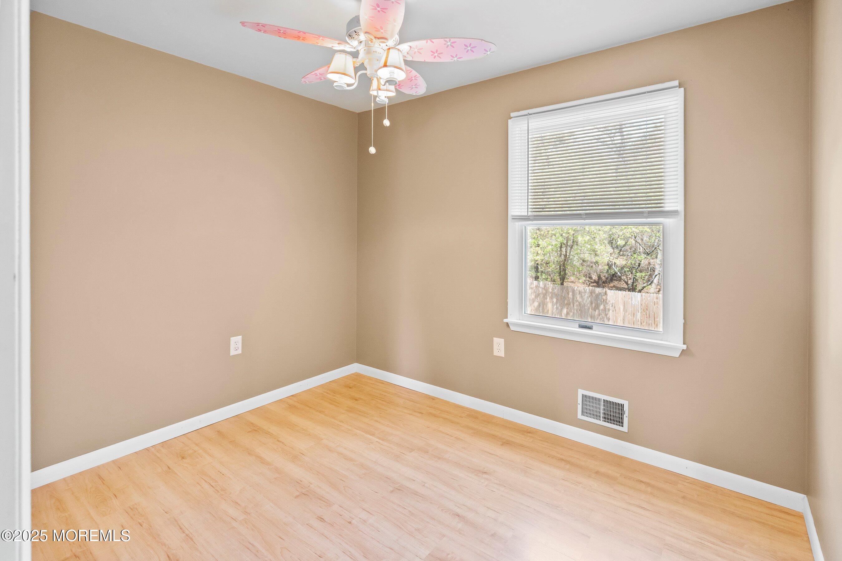 19 Partridge Lane, Howell, New Jersey image 24