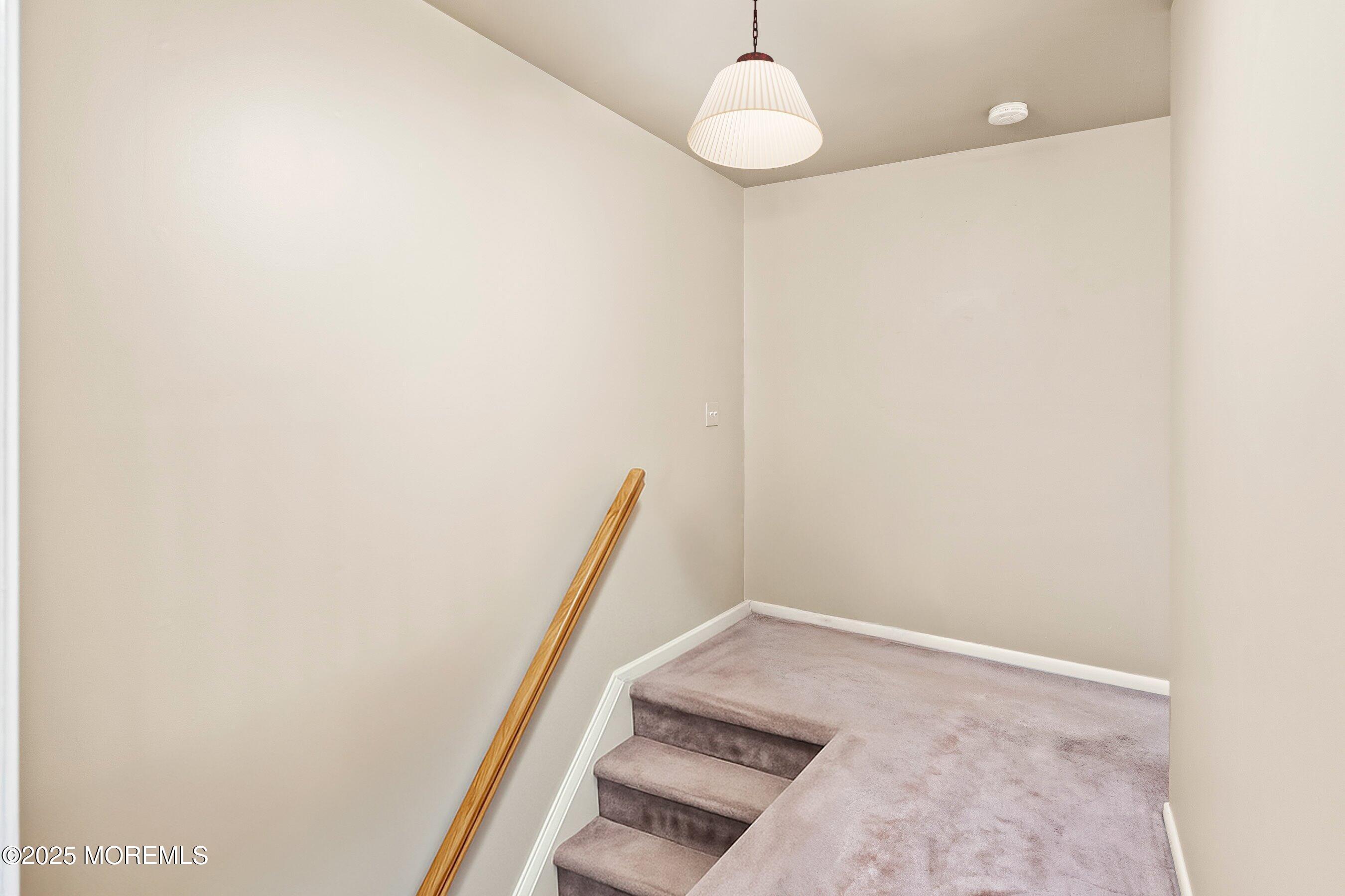 19 Partridge Lane, Howell, New Jersey image 23