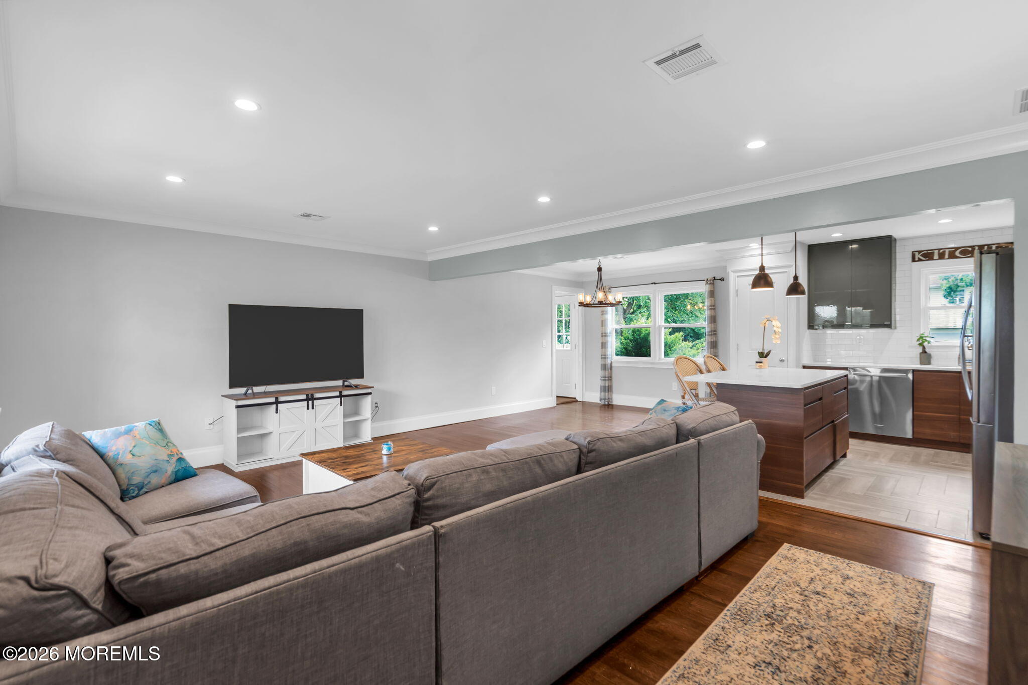 370 Lake Shore Drive