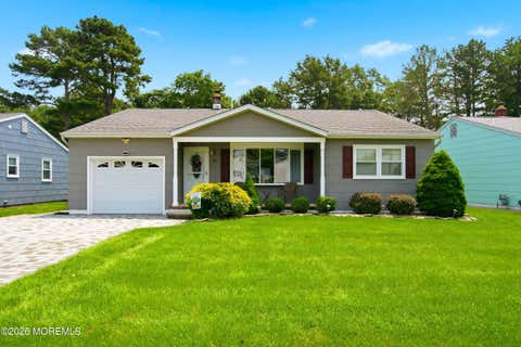 Homes For Sale - 90 Millbrook Drive<br/> Ocean County, Toms River, NJ 08757