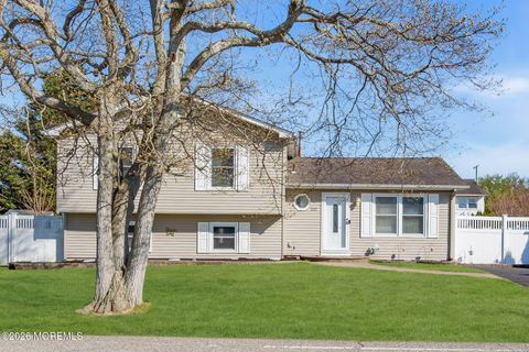 Photo of 1233 Pacific Avenue, Beachwood, NJ 08722 (MLS # 22610049)