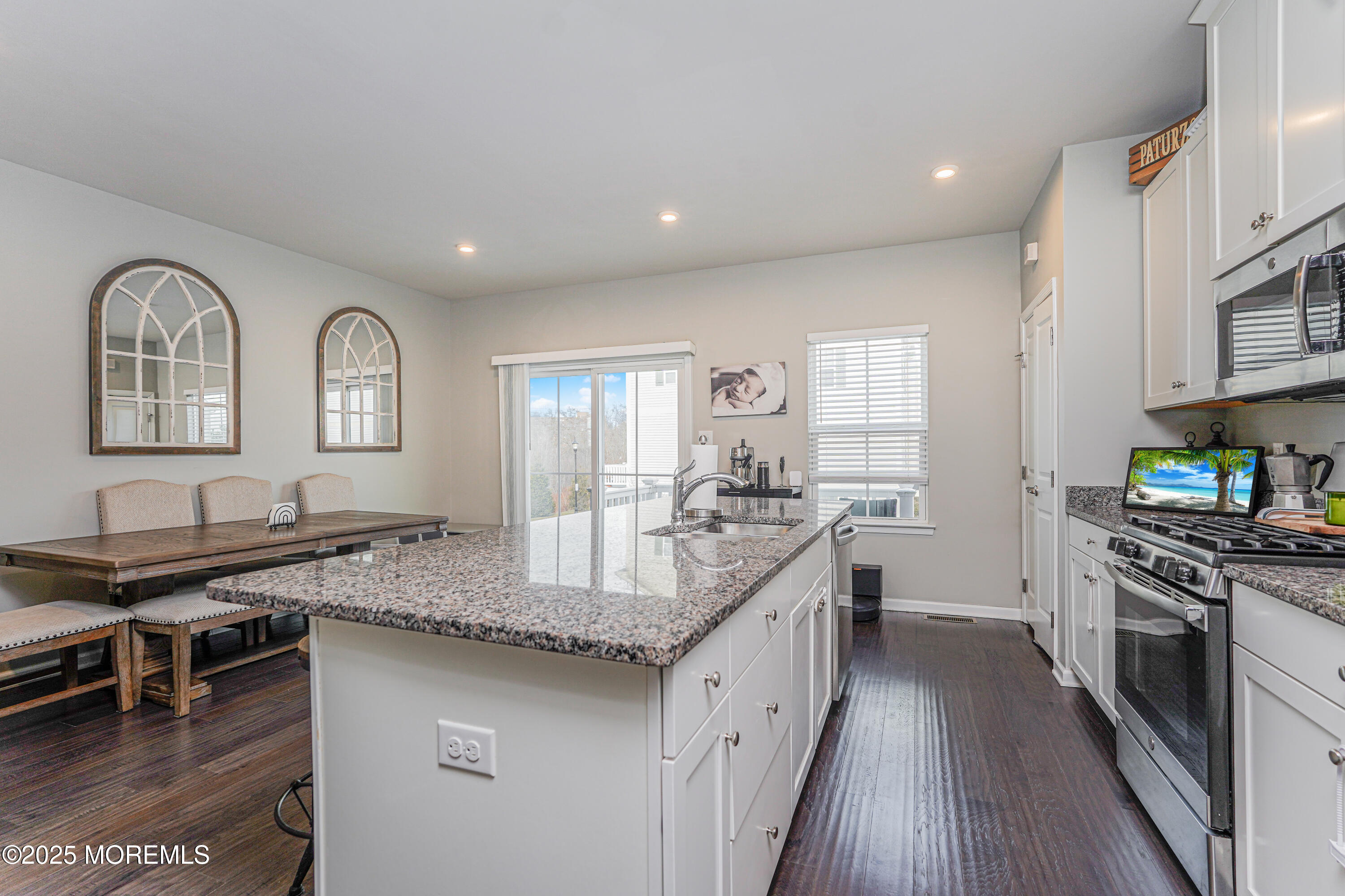 606 Bayside Court #606, South Amboy, New Jersey image 12