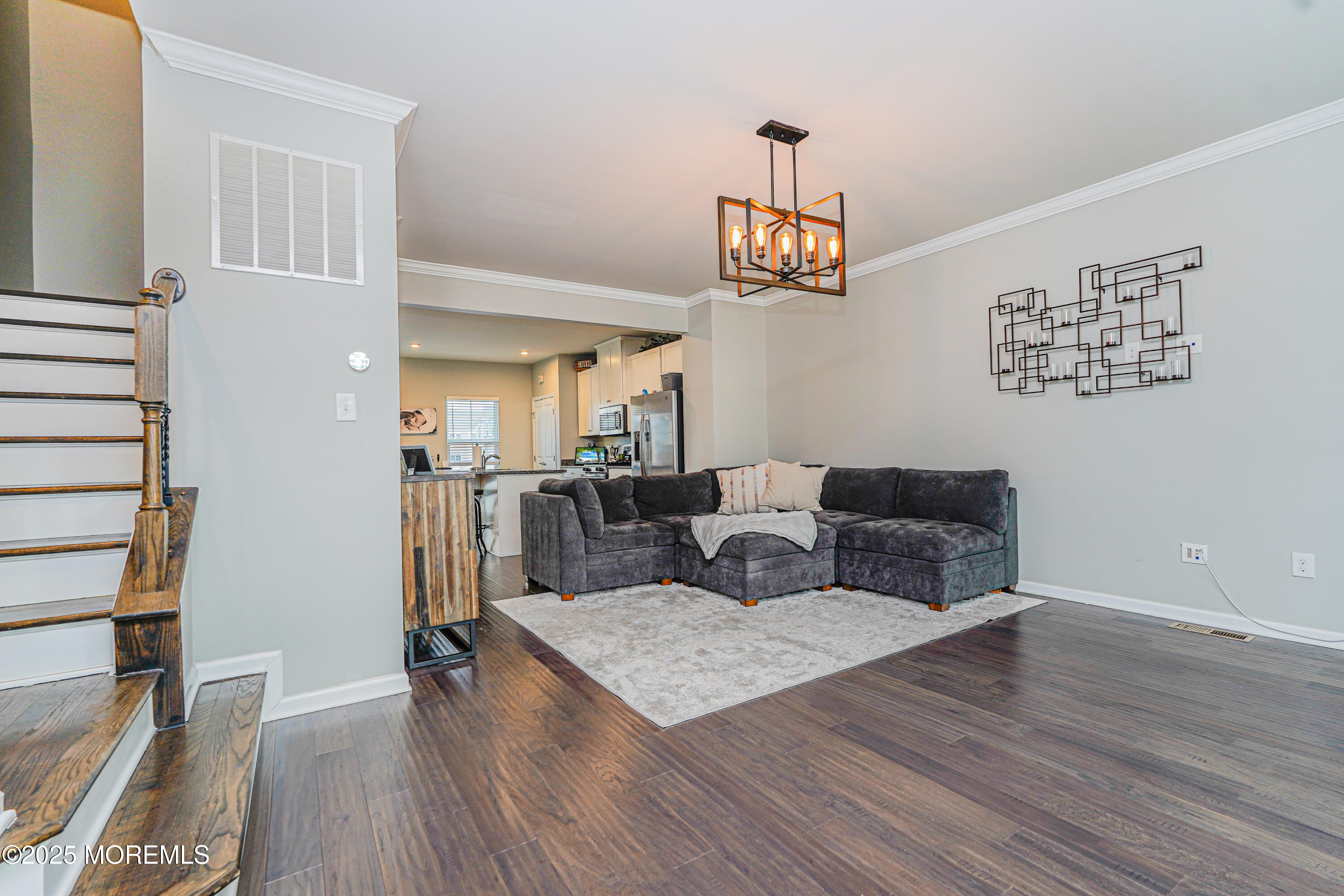 606 Bayside Court #606, South Amboy, New Jersey image 5