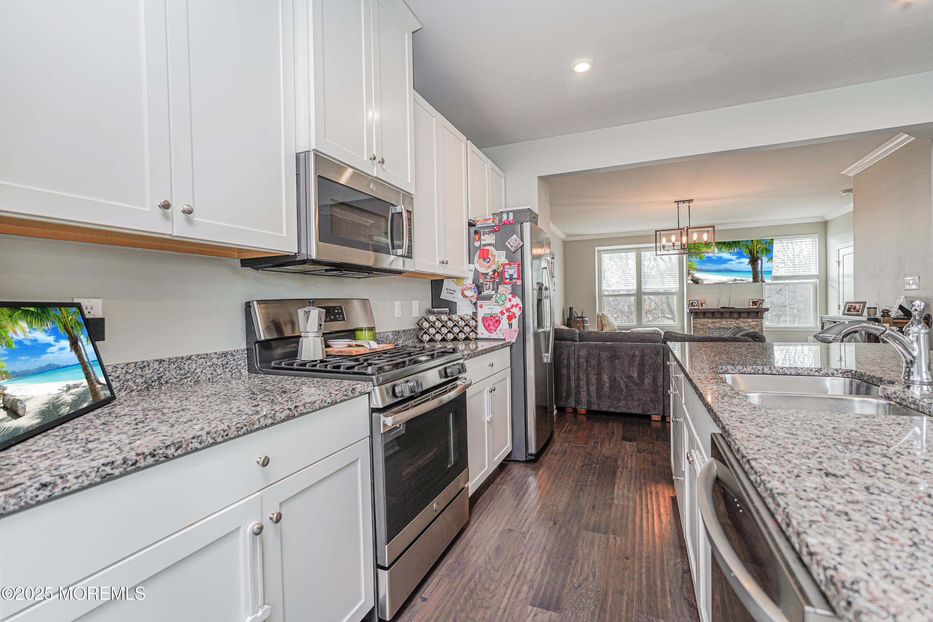 606 Bayside Court #606, South Amboy, New Jersey image 11