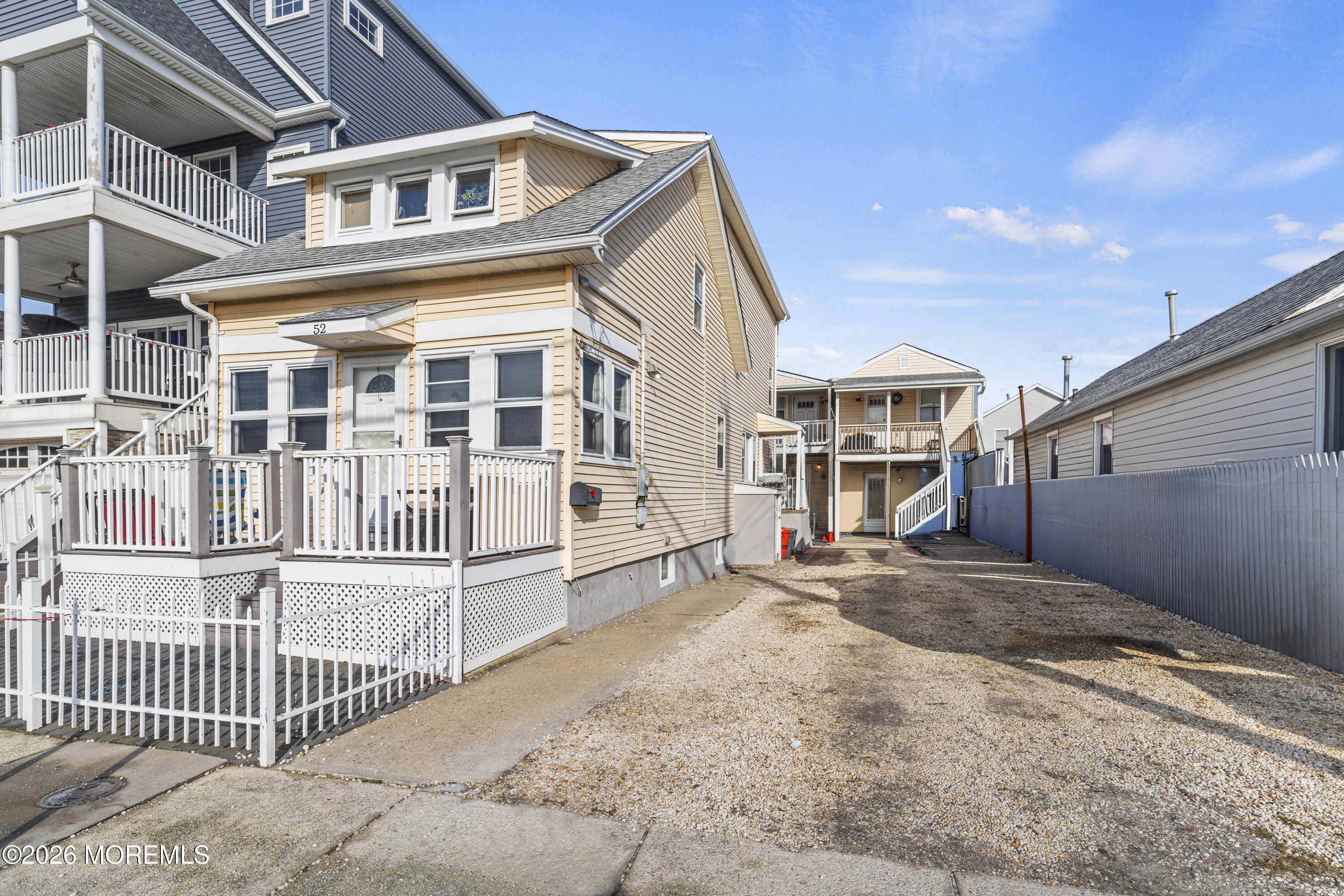 52 Kearney Avenue 5 Family