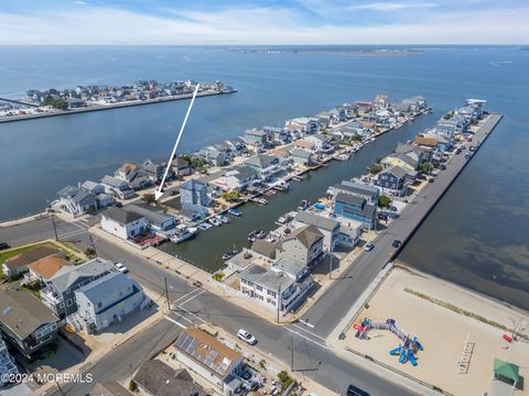 Homes For Sale - 204 N Street<br/> Seaside Park, NJ 08752
