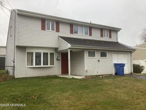 27 Mabaline Road Old Bridge NJ 08857