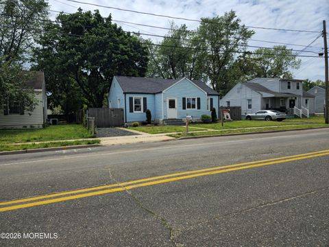 Homes For Sale - 610 Chestnut Street<br/> Ocean County, Lakehurst, NJ 08733