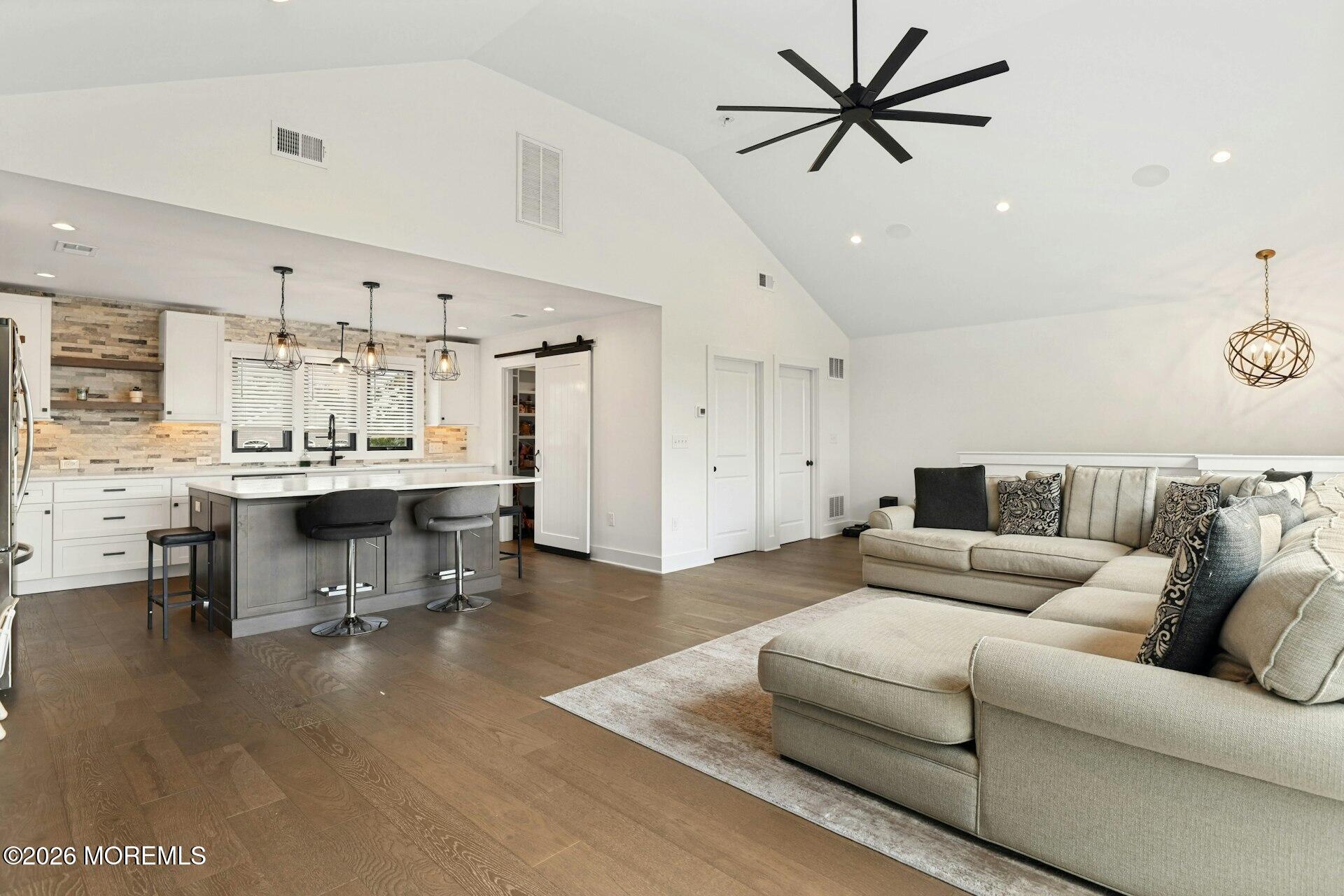 15 Starboard Court