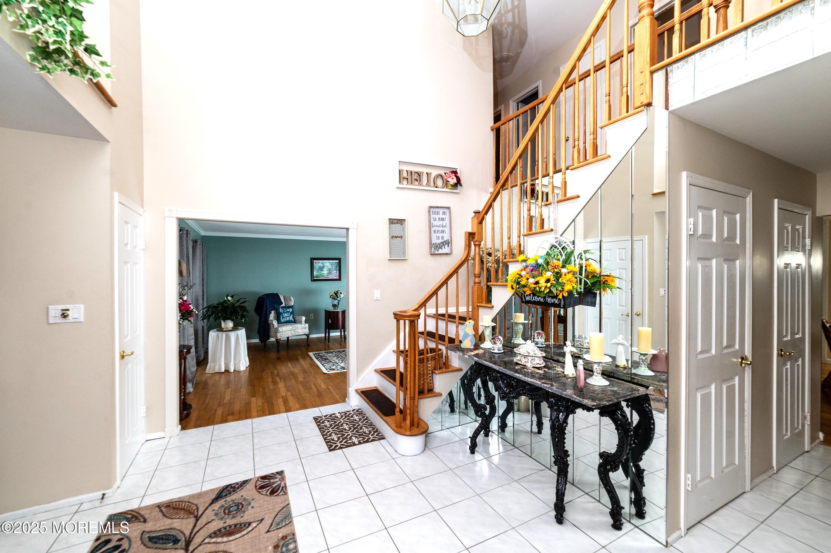 11 Walnut Lane, Manalapan, New Jersey image 5