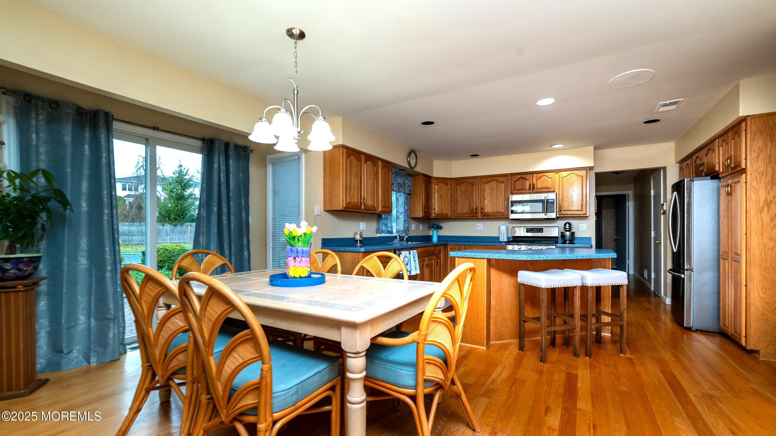 11 Walnut Lane, Manalapan, New Jersey image 13