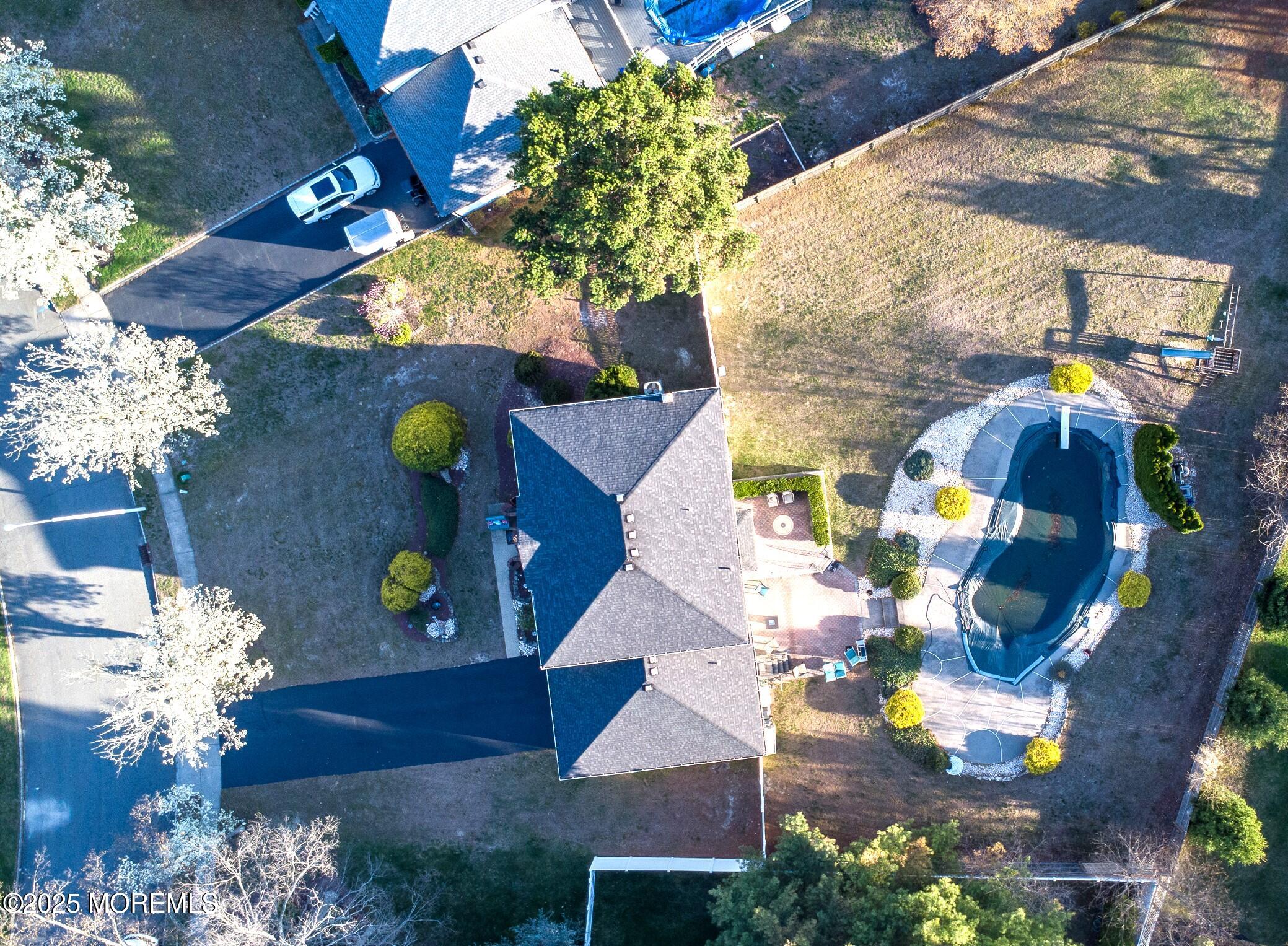 11 Walnut Lane, Manalapan, New Jersey image 36