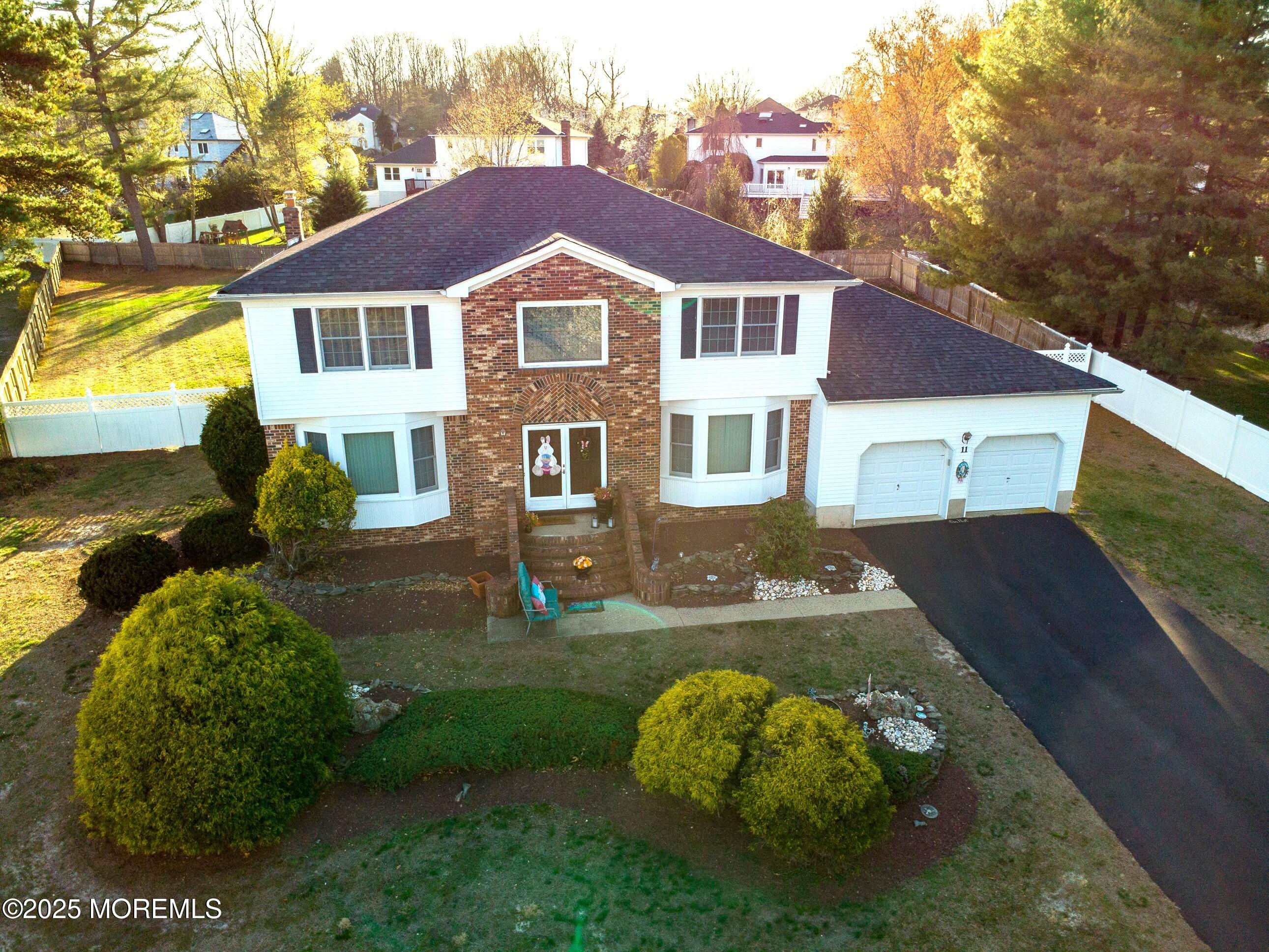 11 Walnut Lane, Manalapan, New Jersey image 3