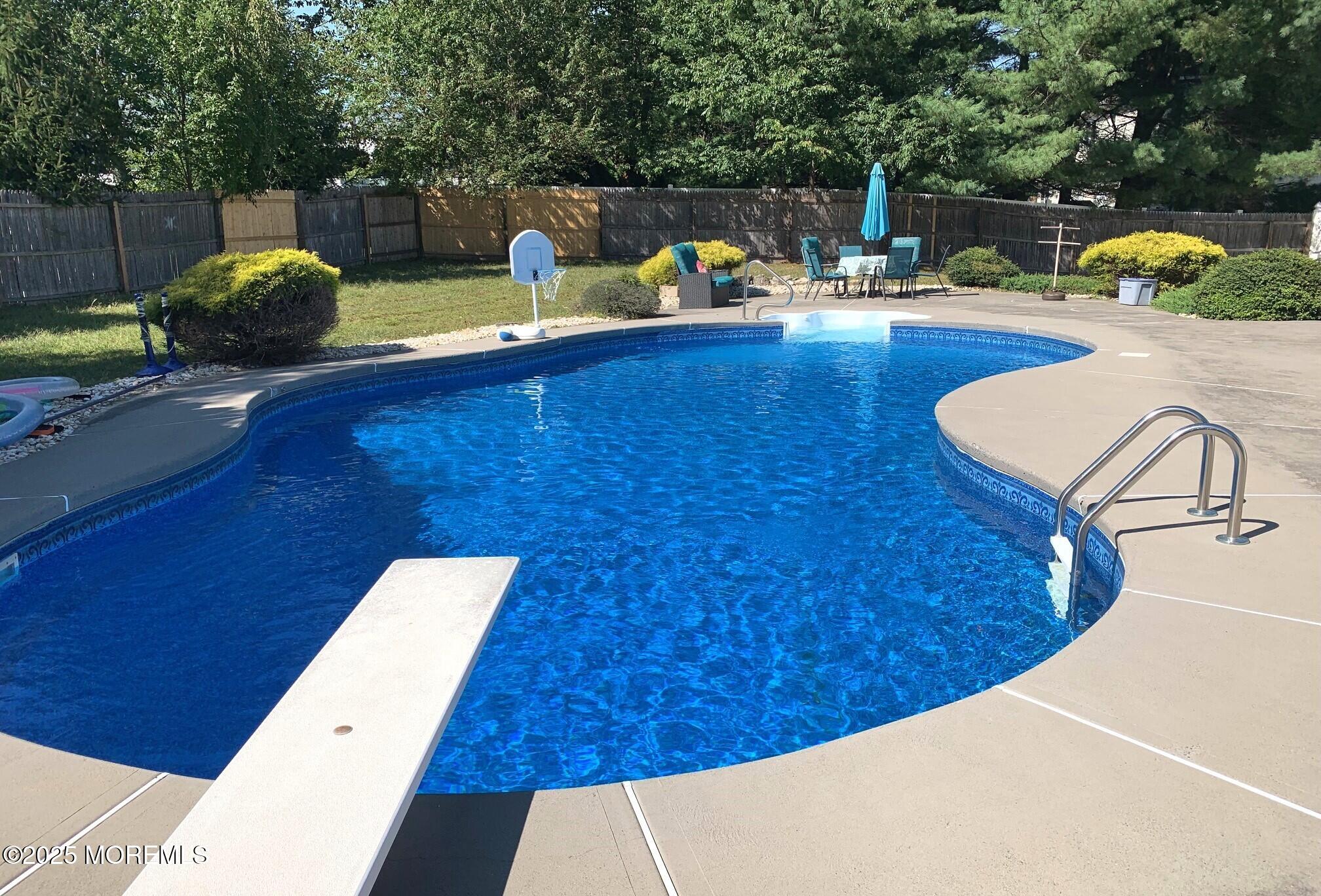 11 Walnut Lane, Manalapan, New Jersey image 34